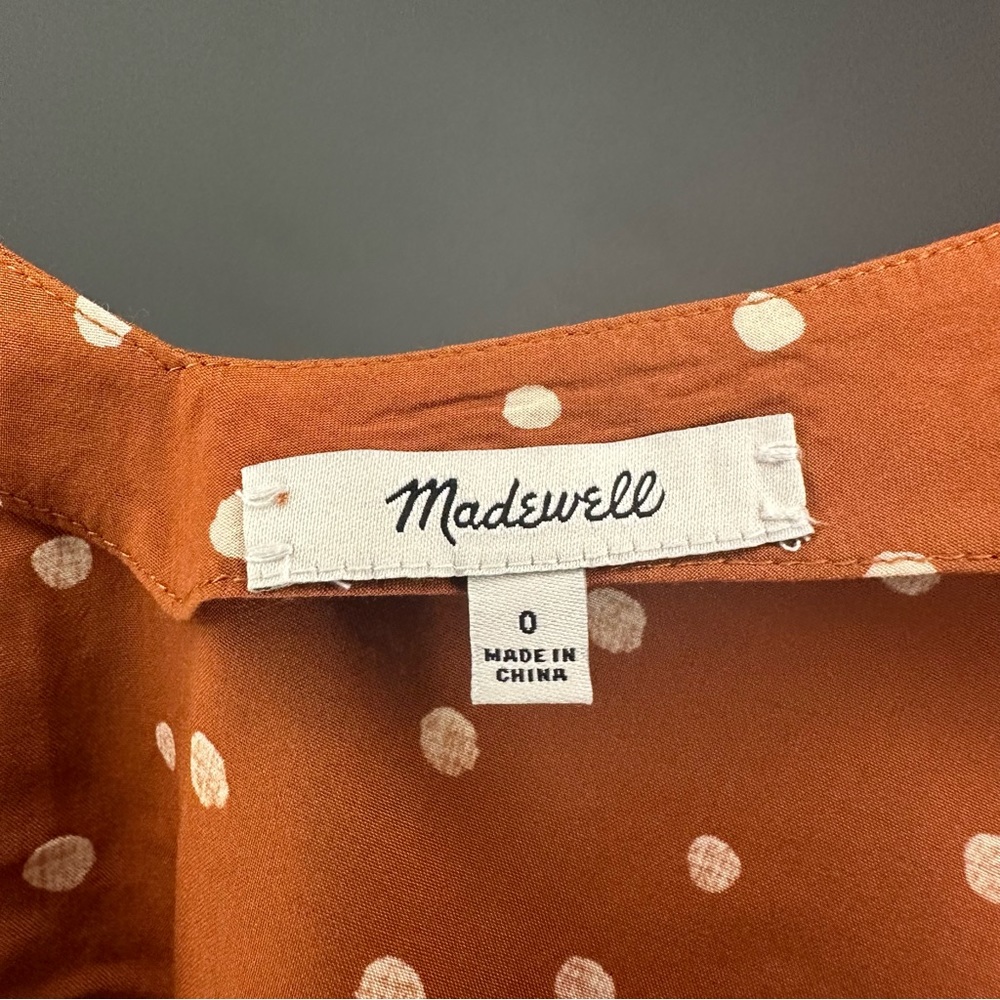 Madewell Button-Down Cami Top in Inkspot Dots — Size 0 - Picture 7 of 8